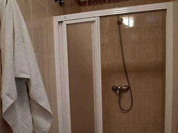 Πανσιόν Hostal La Molina Alora